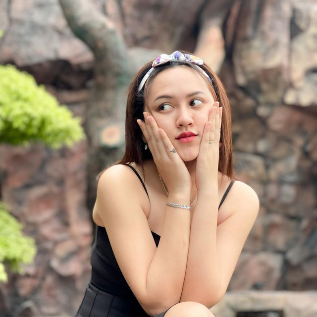 Dulu Nyanyi Hanya Dibayar Rp50 Ribu, Kini Happy Asmara Bisa Kumpulkan Duit Miliaran